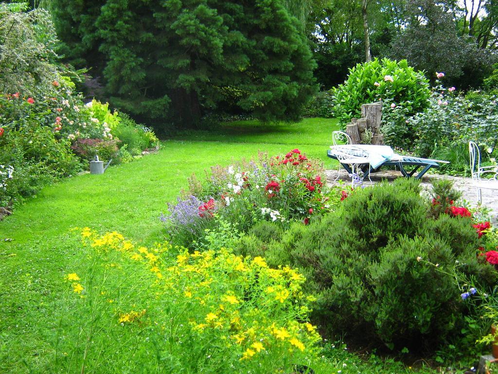 Le Moulin De Fillievres Bed & Breakfast Dış mekan fotoğraf